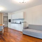 Apartment Sopockie Blonie *