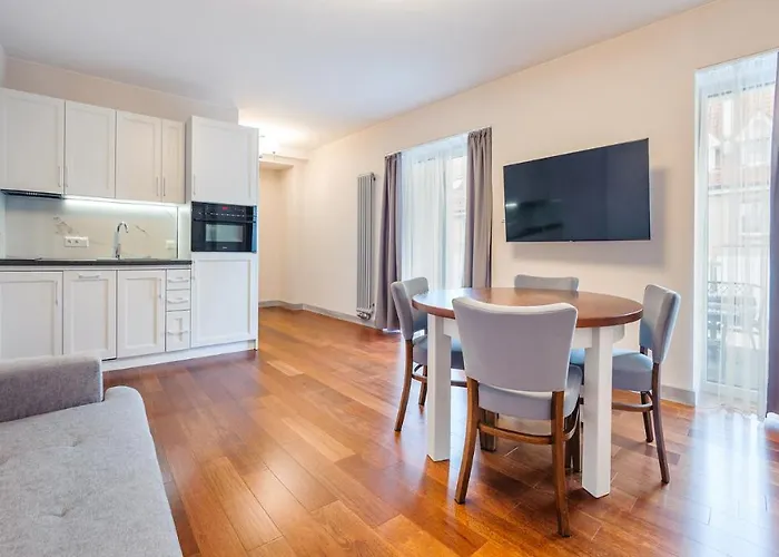 Sopockie Blonie Apartment *