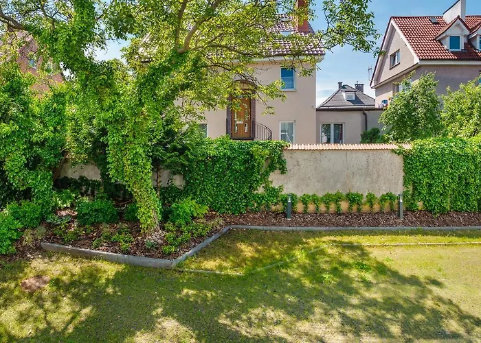 Apartment Sopockie Blonie *