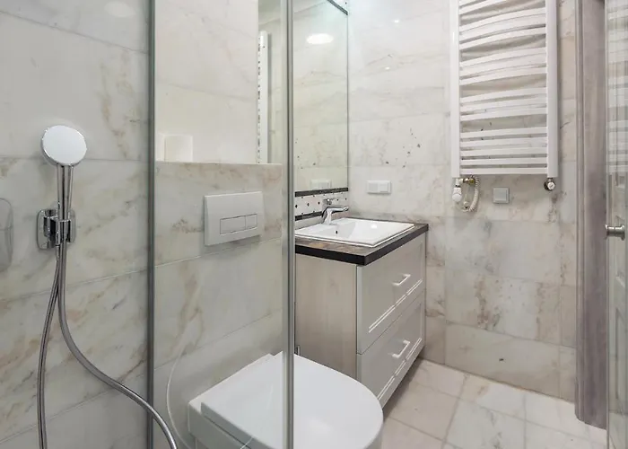 Apartment Sopockie Blonie *